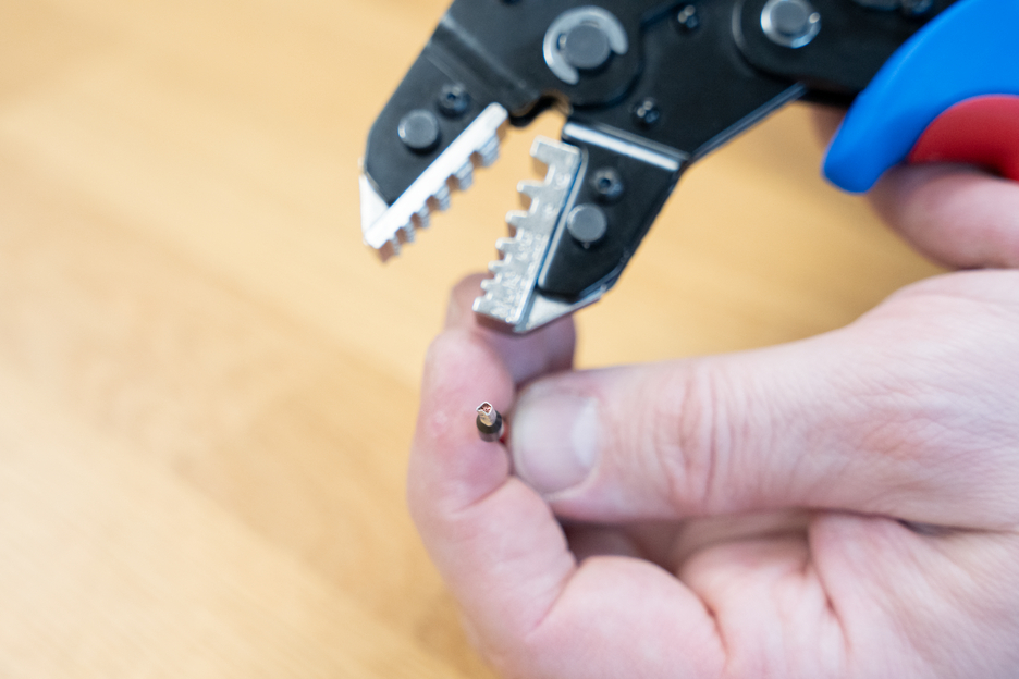 Crimp tool MULTI
 | for crimping MC4 connectors/insulated wire end ferrules/insulated cable lugs