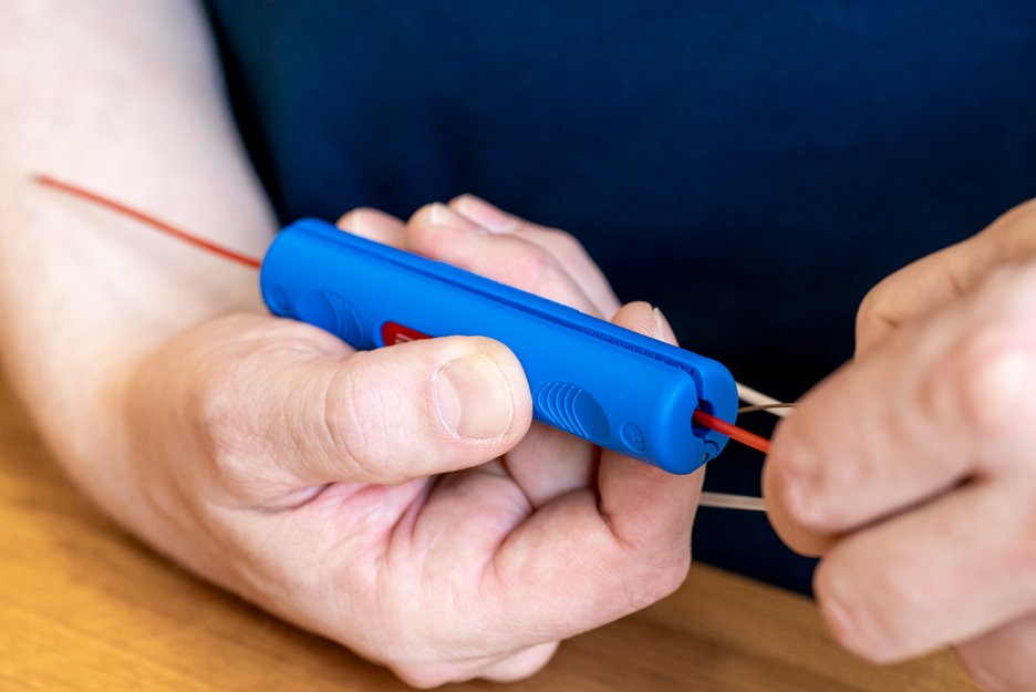 LWL Fibre Tube No. 2 | Werkzeug zum Entmanteln von speziellen Buffer Tubes bei Glasfaserkabeln