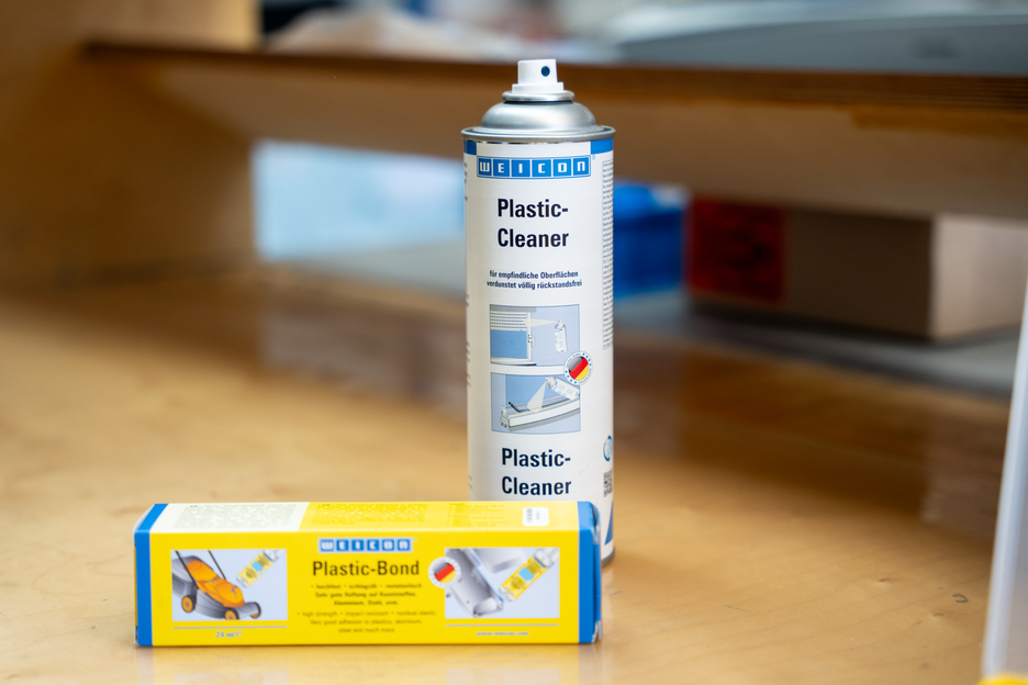 Plastic Cleaner | for cleaning plastic applications
