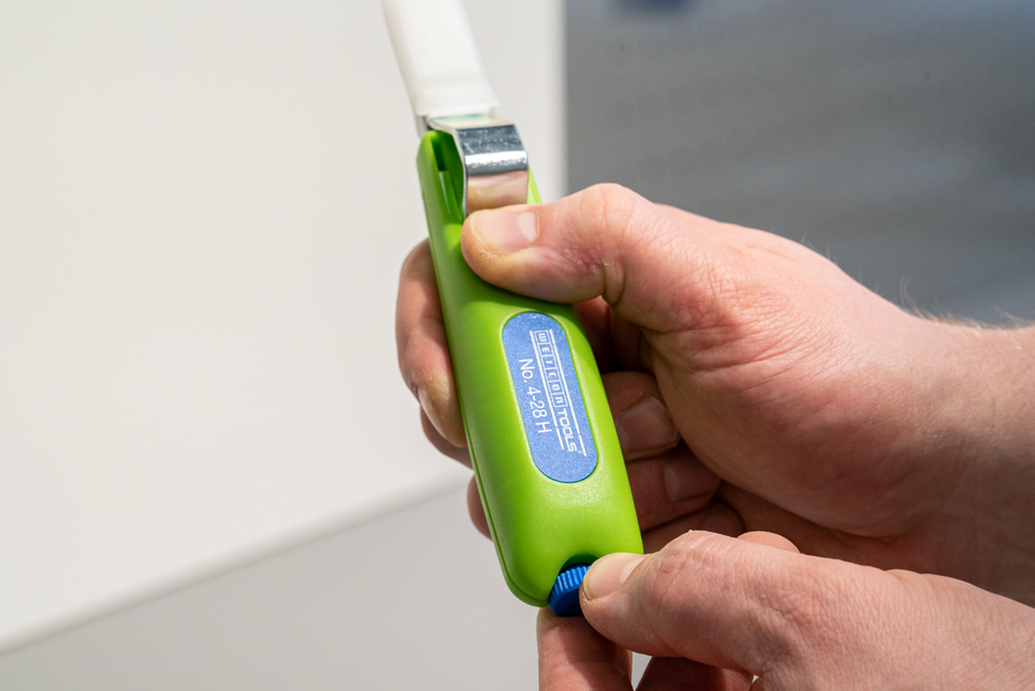 Kabelmesser No. 4-28 H Green Line | Abisolierwerkzeuge aus bis zu 97 % nachwachsenden Rohstoffen, mit einem Arbeitsbereich von 4 - 28 mm Ø