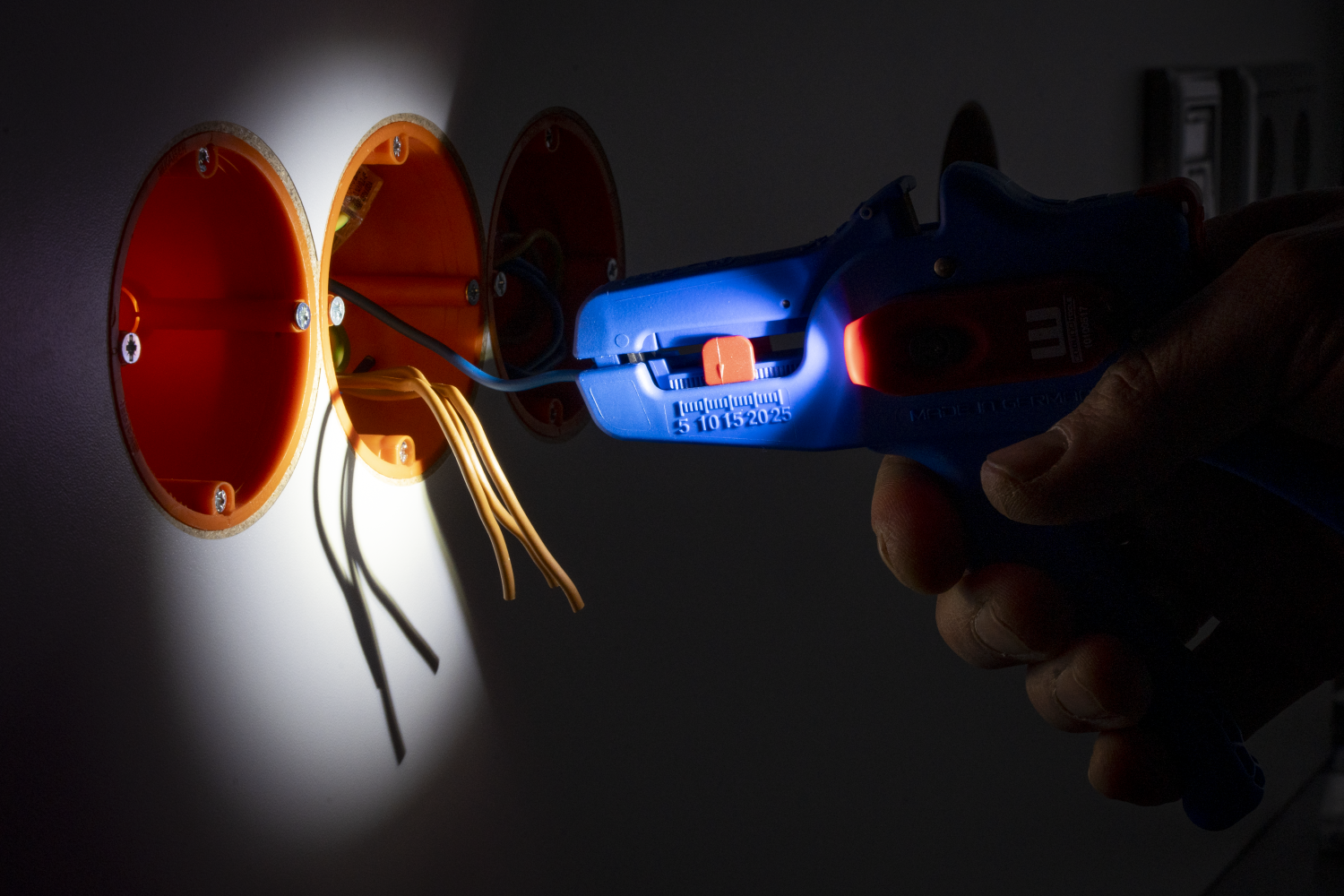 LED Work Light bei Arbeiten auf der Baustelle