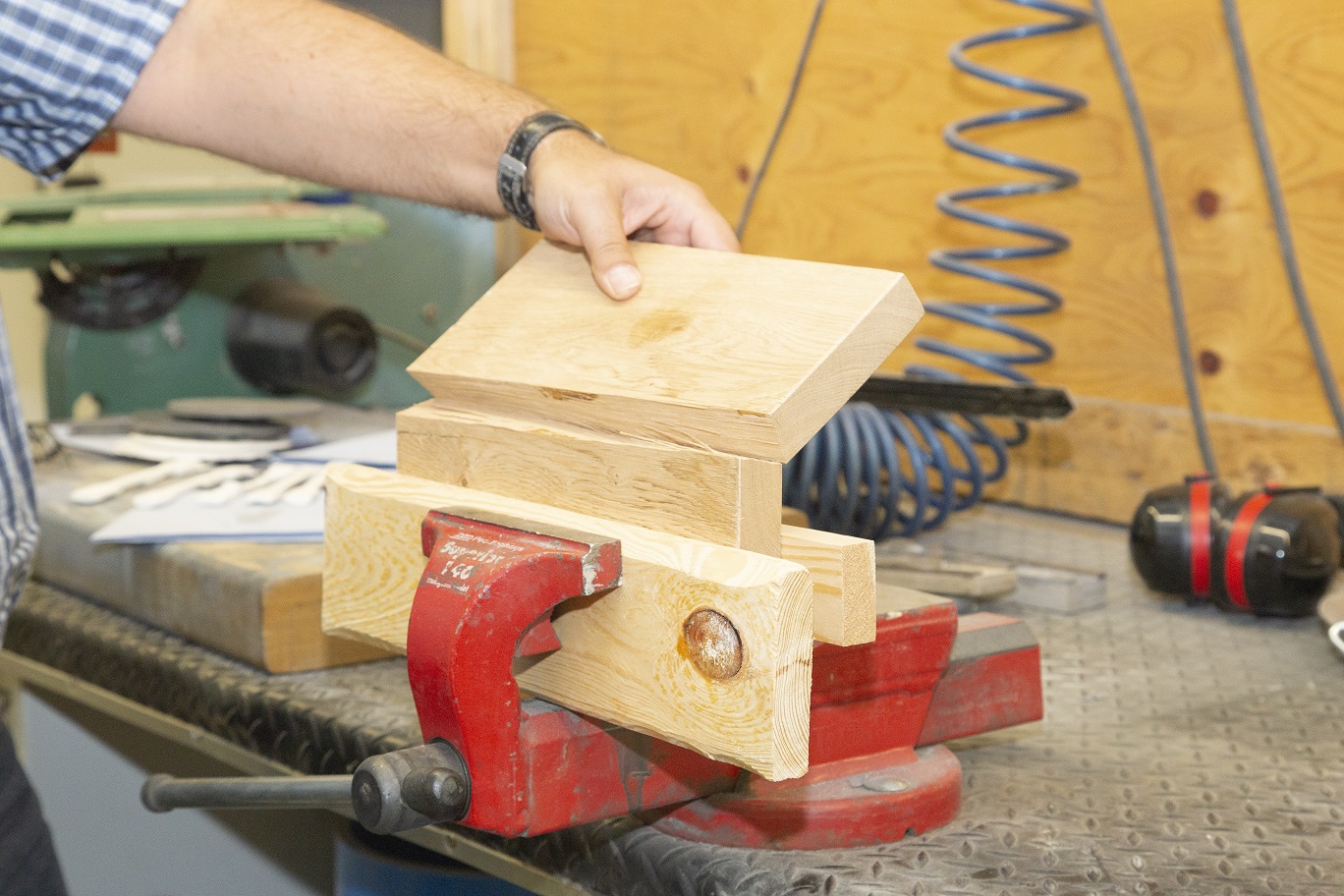 wood blocks, woodworking, clamps, vise, bench top