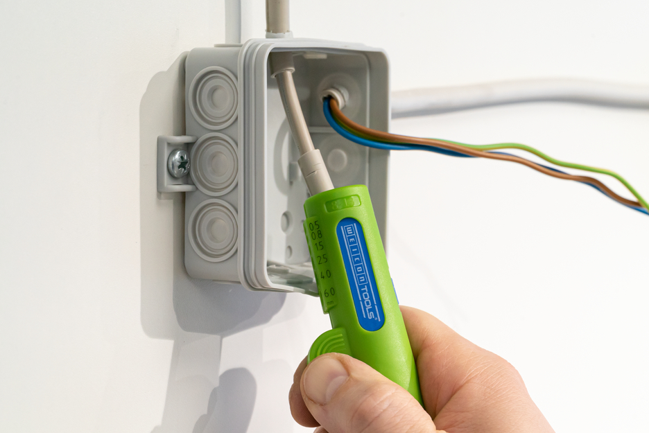 Quadro-Stripper No.16 Green Line | Stripping tools made from up to 97% renewable raw materials I multifunctional stripper, working range stripping 0,5 - 6,0 mm² I skinning 8 - 13 mm Ø
