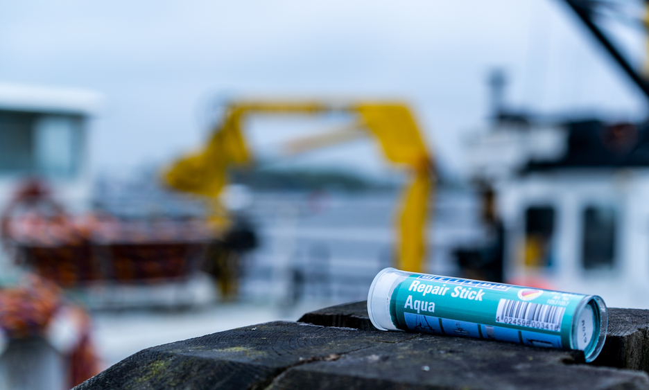 Repair Stick Aqua | Reparaturknete für Unterwasseranwendungen