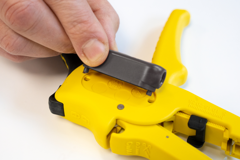 LED Work Light | Drei Helligkeitsstufen sorgen für optimale Sicht und ein sicheres Arbeiten in dunklen Arbeitsumgebungen