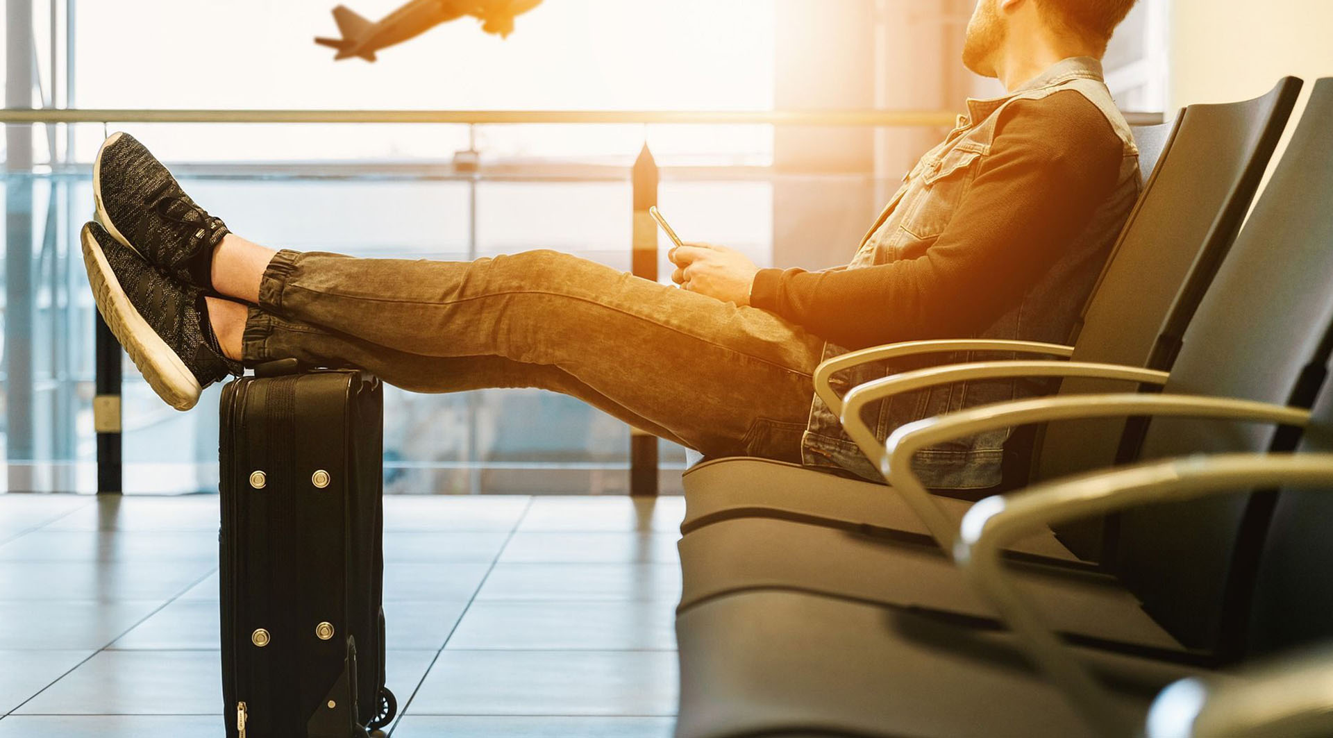 WEICON_Kleben-im-Alltag_Flughafen WEICON_Kleben-im-Alltag_Flughafen