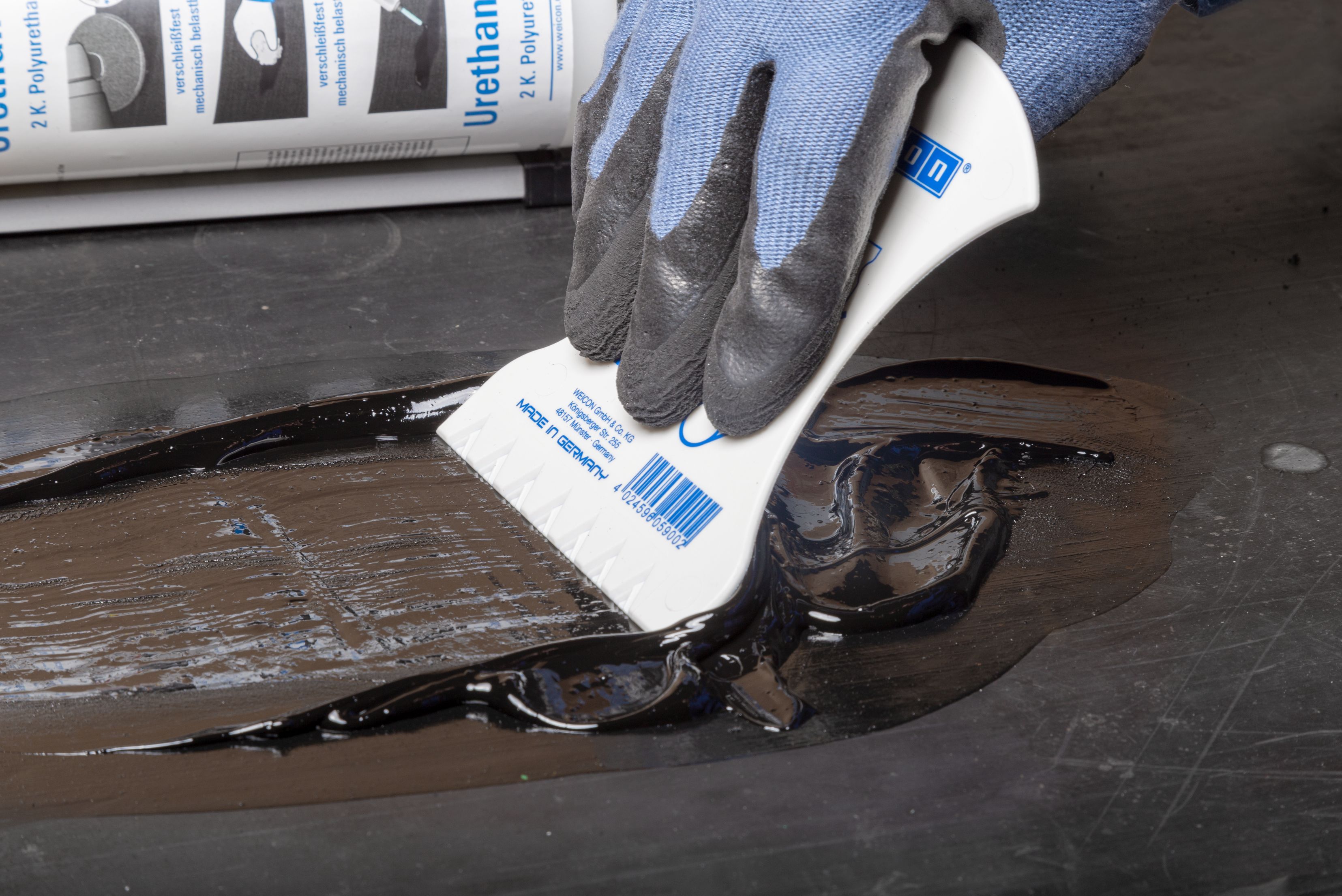 gloves, putty, putty knife, sealant, caulk