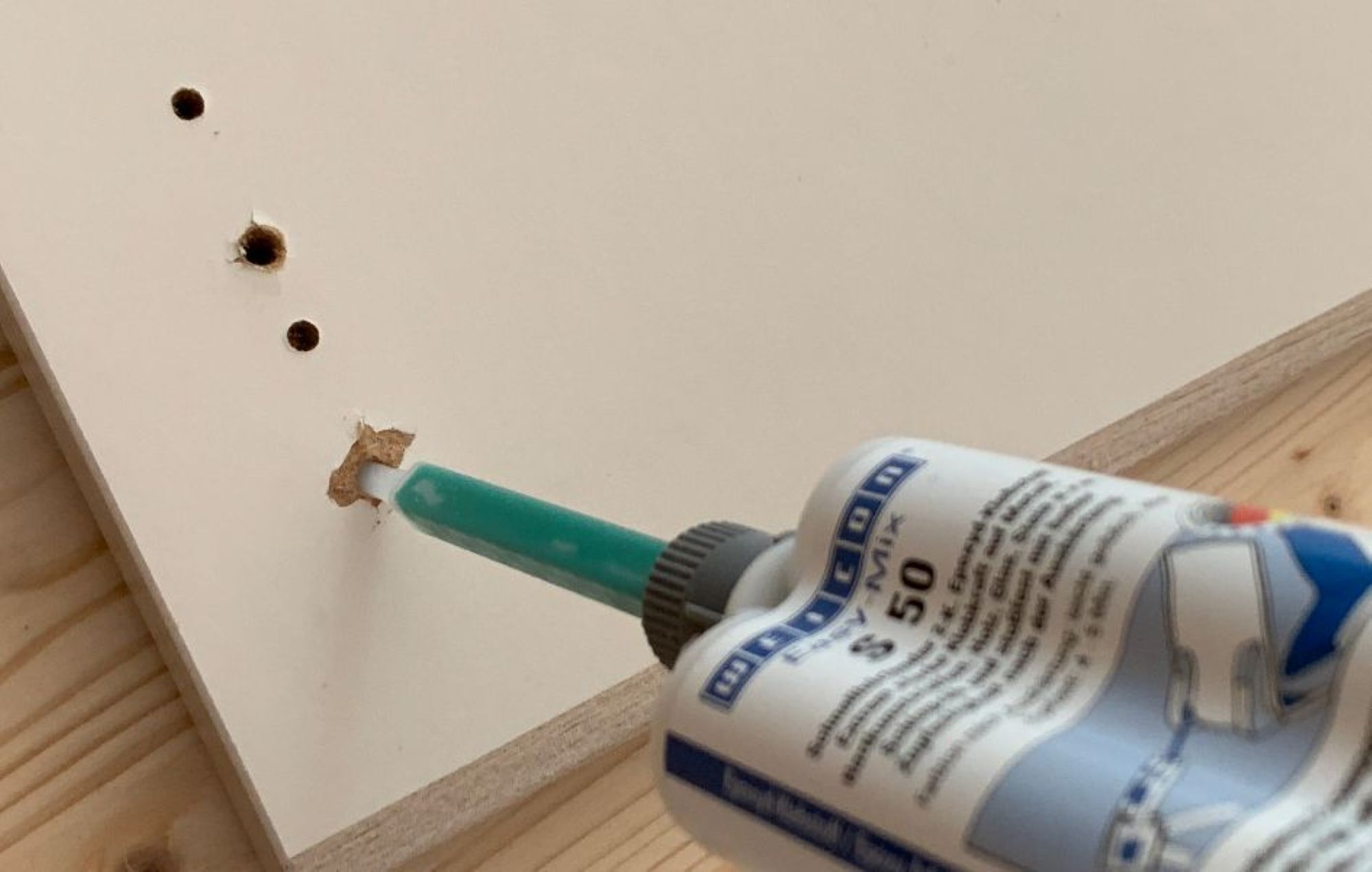 wood adhesive, cartridge glue, mixing nozzle, two-part epoxy, white bottle
