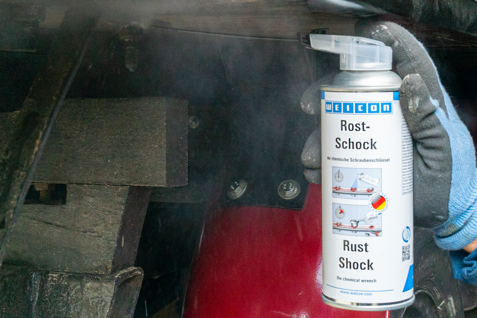 Rust Shock | chemical wrench for loosening screw connections