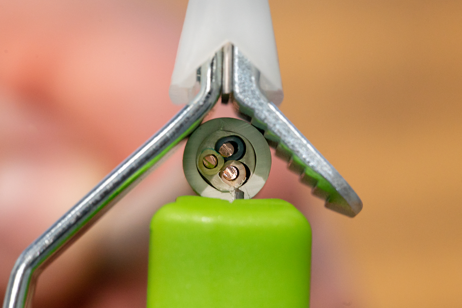 Cable Stripper No. 4 - 28 H Green Line | Stripping tools made from up to 97% renewable raw materials I hook blade and protective cap I working range 4 - 28 mm Ø