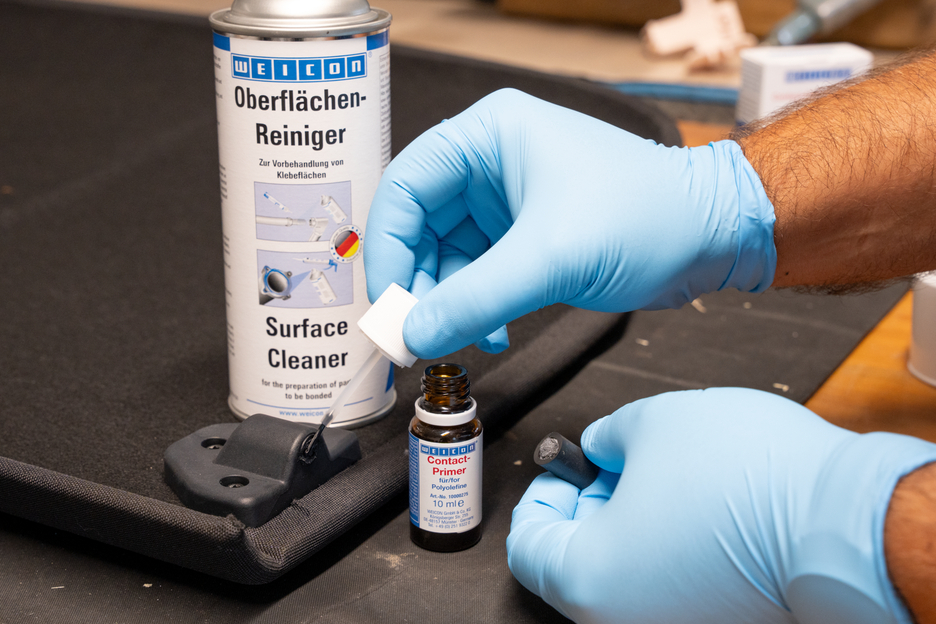 CA-Primer für Polyolefine | Haftvermittler für niederenergetische Kunststoffe