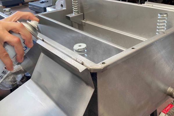 metallic, industrial, spray, machinery, hinge, spray paint, metal box, tooling, spray can, assembly part