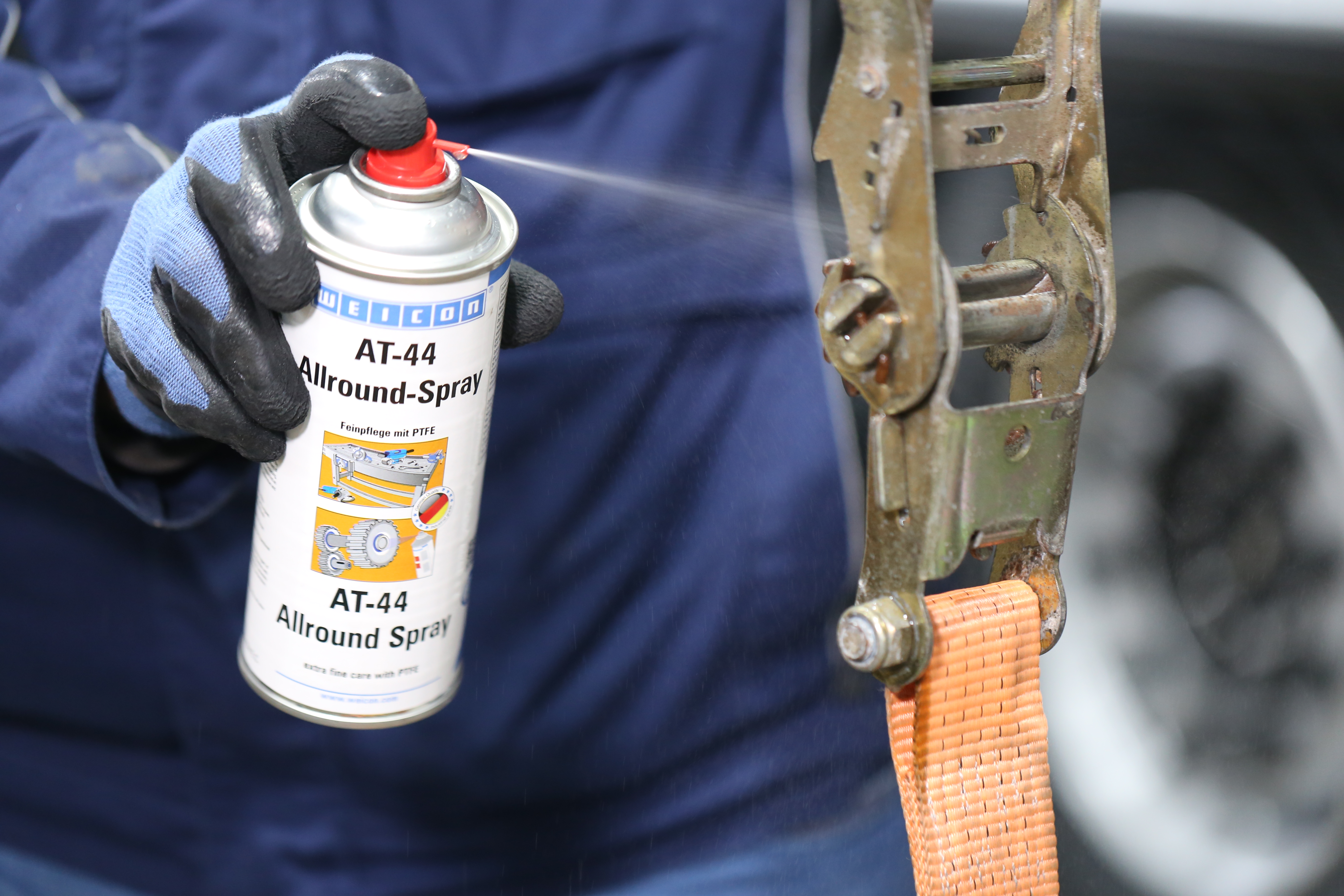 AT-44 Allround-Spray | Schmier- und Multifunktionsöl mit PTFE