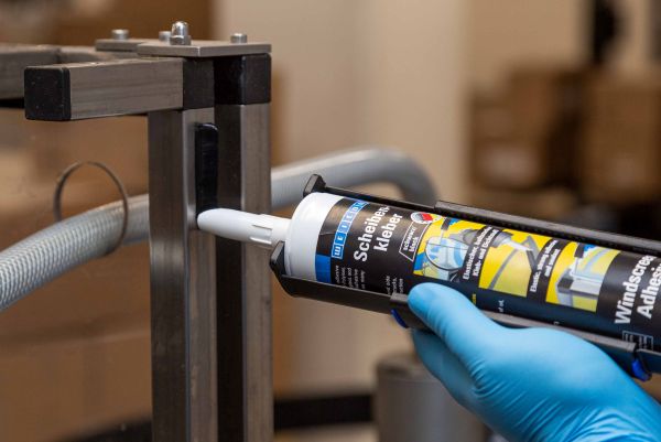caulking, sealant, tube, gun, gloves