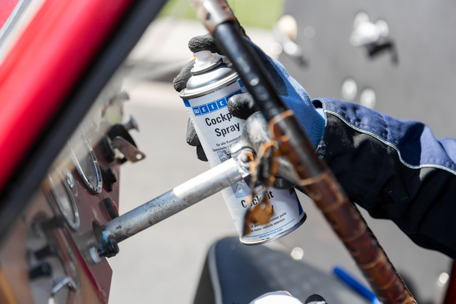 Cockpit-Spray | Armaturenreiniger für Fahrzeuge