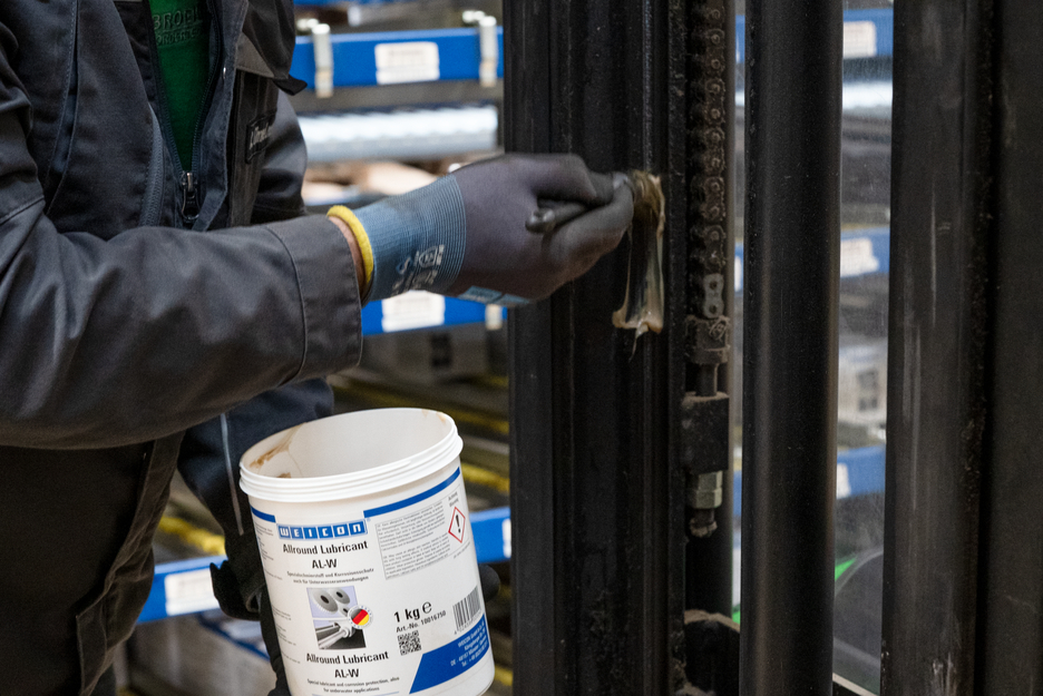 AL-W High-Performance Grease | Special lubricant also for underwater applications