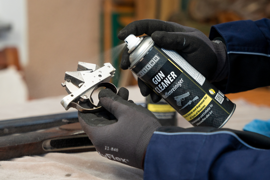 WEICON Gun Cleaner | Special cleaner and degreaser for all types of firearms