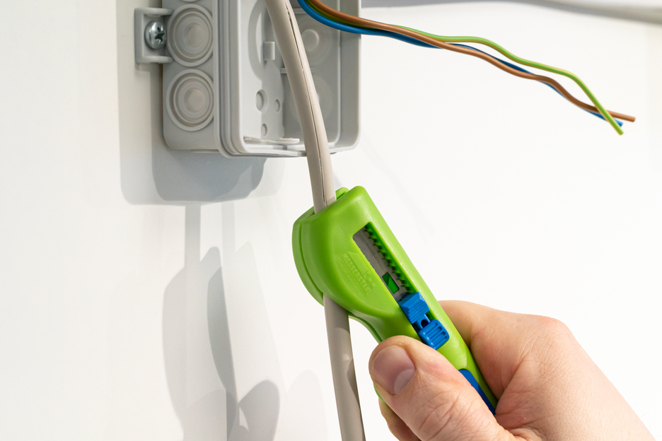 Quadro-Stripper No.16 Green Line | Stripping tools made from up to 97% renewable raw materials I multifunctional stripper, working range stripping 0,5 - 6,0 mm² I skinning 8 - 13 mm Ø