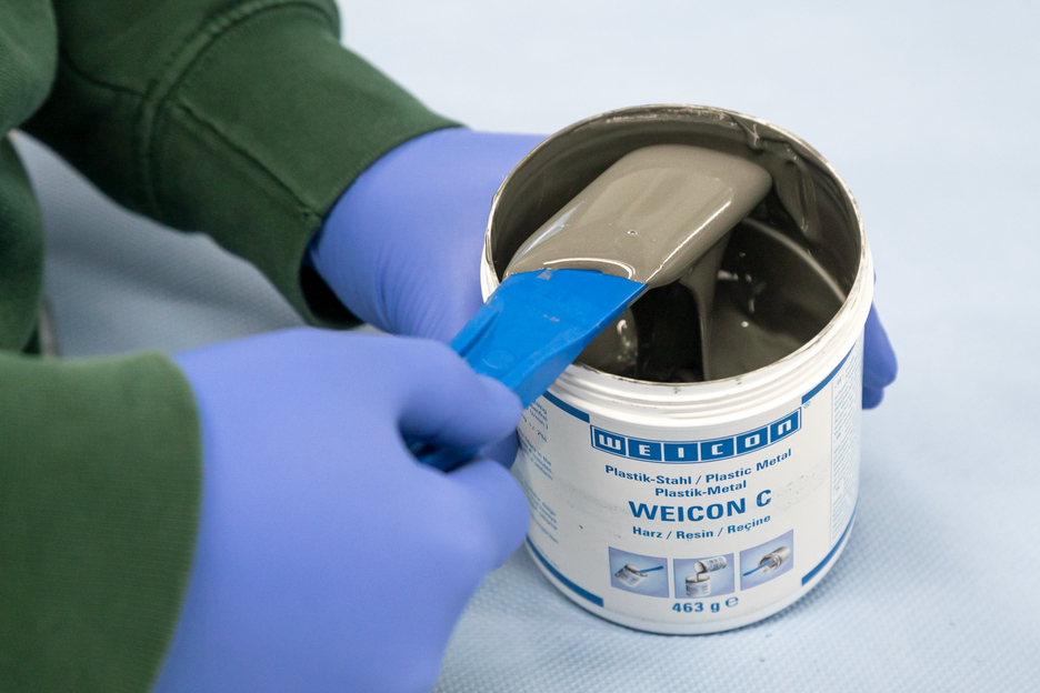 WEICON C | aluminiumgefülltes Epoxidharz-System für Reparatur und Formgebung