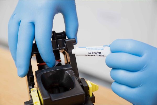 silicone grease, grease tube, lubricant, printer/printhead part, gloves