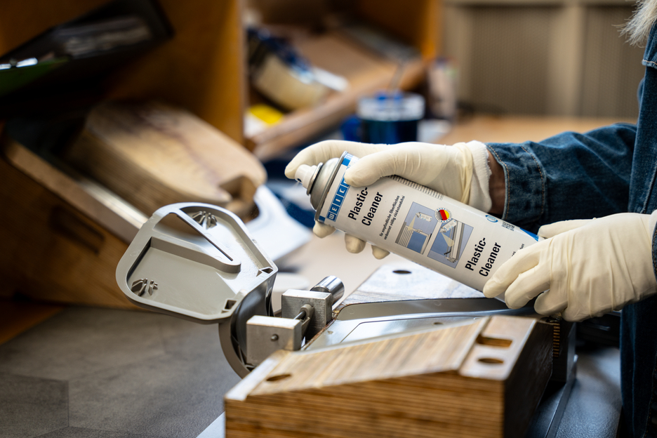 Plastic Cleaner | zum Reinigen von Kunststoff-Applikationen