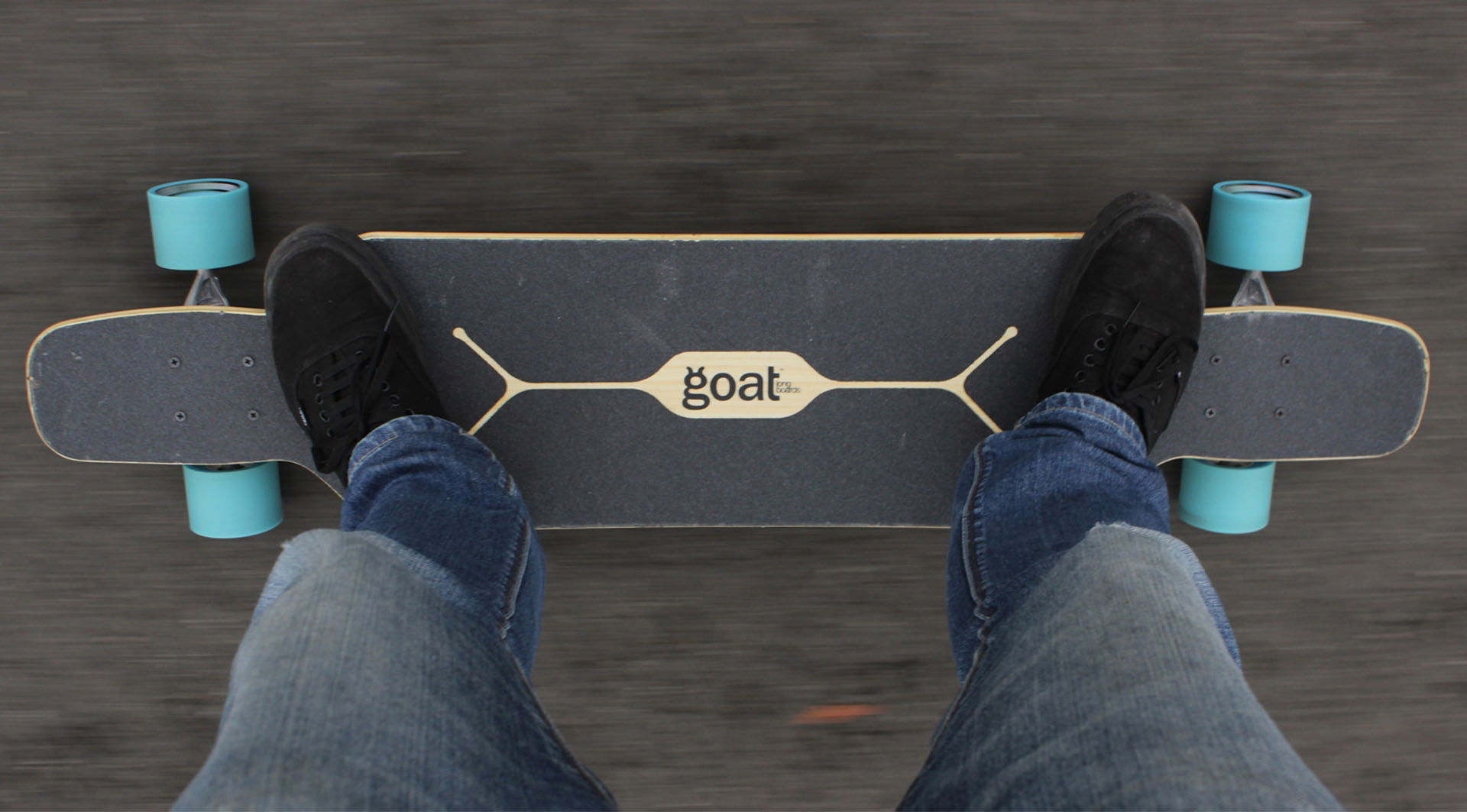 WEICON_Kleben-im-Alltag_Skateboard WEICON_Kleben-im-Alltag_Skateboard
