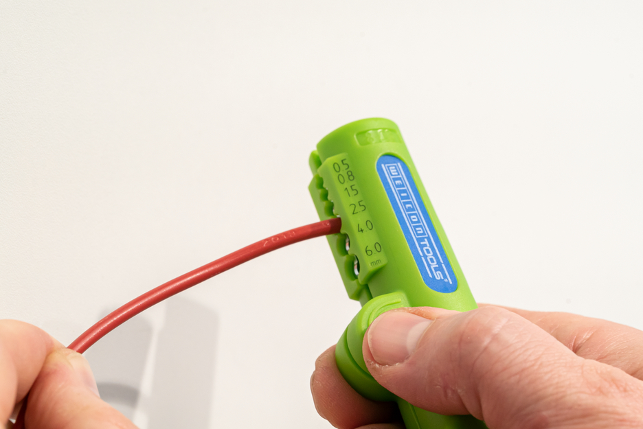 Quadro-Stripper No.16 Green Line | Stripping tools made from up to 97% renewable raw materials I multifunctional stripper, working range stripping 0,5 - 6,0 mm² I skinning 8 - 13 mm Ø