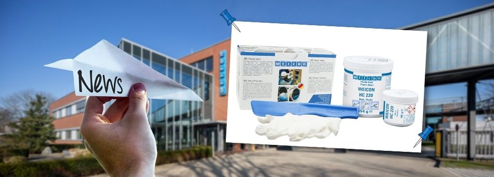 Pressemeldung_Plastik-Stahl HC 220_Weicon_10120005 Collage von Weicon Gebäude im Sommer, ein Hand hat einen Papierflieger in der hat auf dem "News" steht, daneben ist eine Produktabbildung vom Epoxidharz-System Weicon HC 220