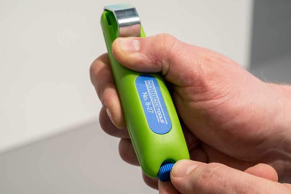 Kabelmesser No. 8-27 Green Line | Abisolierwerkzeuge aus bis zu 97 % nachwachsenden Rohstoffen, mit einem Arbeitsbereich von 8 - 28 mm Ø