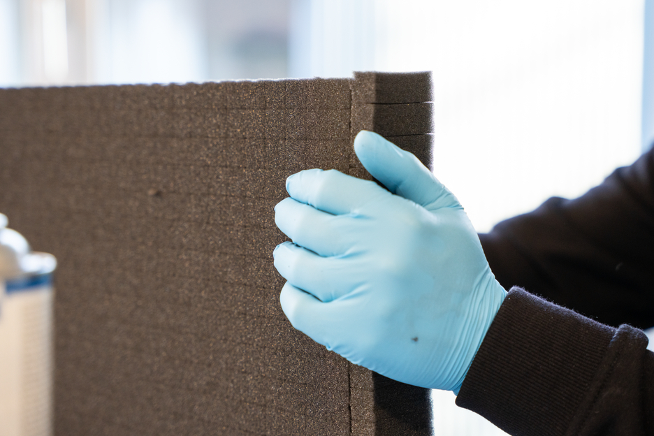 Sprühkleber | sprühbarer Kontaktklebstoff, ideal für Pappe und Papier