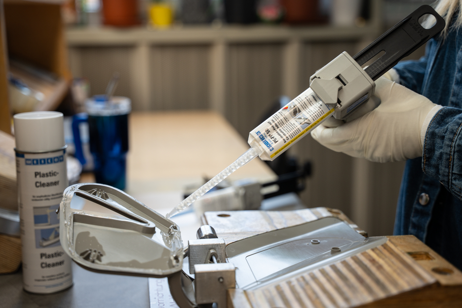 Easy-Mix PE-PP 50 Structural Acrylic Adhesive | construction adhesive based on methyl acrylate for special plastics