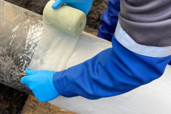 gloves, PVC, sealant, roller, hands-on